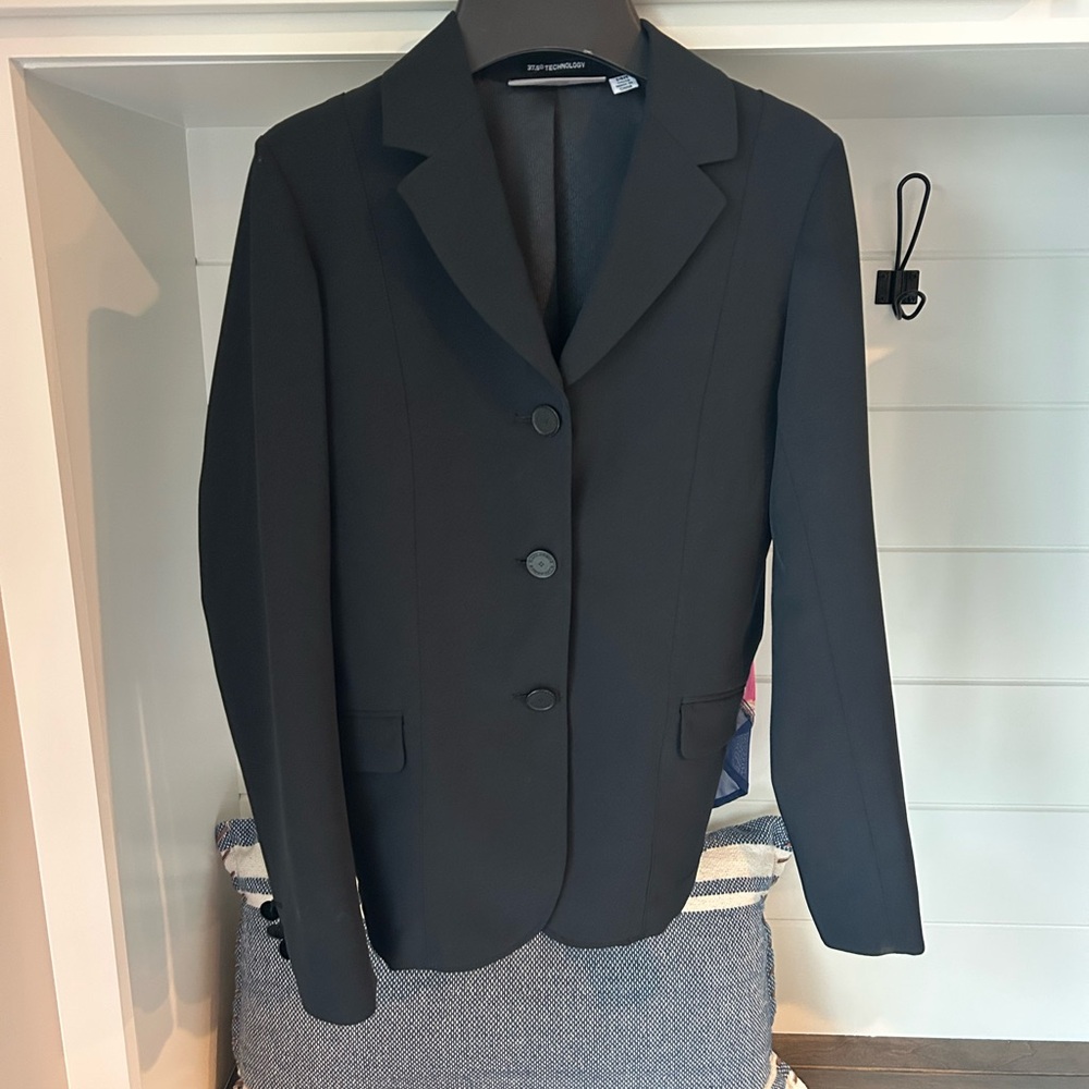 R.J. Classics Youth Black Equestrian Show Coat, Size 14R